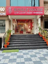 Royale Touche रॉयल टच